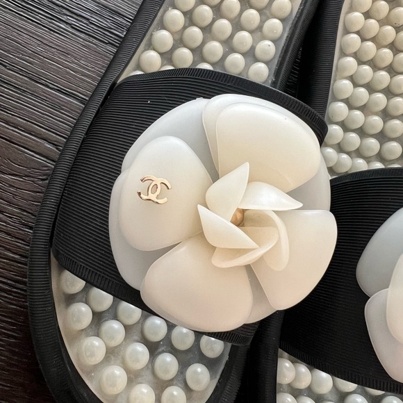Chanel Camelia Mules size 38 - Picture 7 of 9